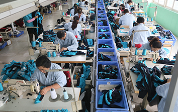 牛仔服装设计理念包括哪些方面，老师傅教你避开常见坑